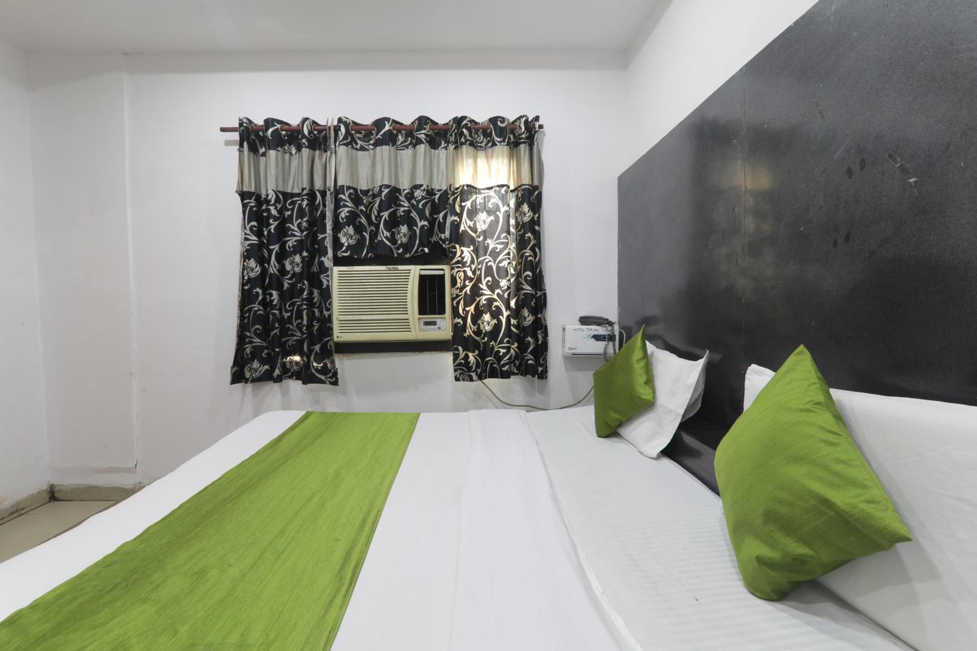 Hotel Simla Inn 3* Lucknow
