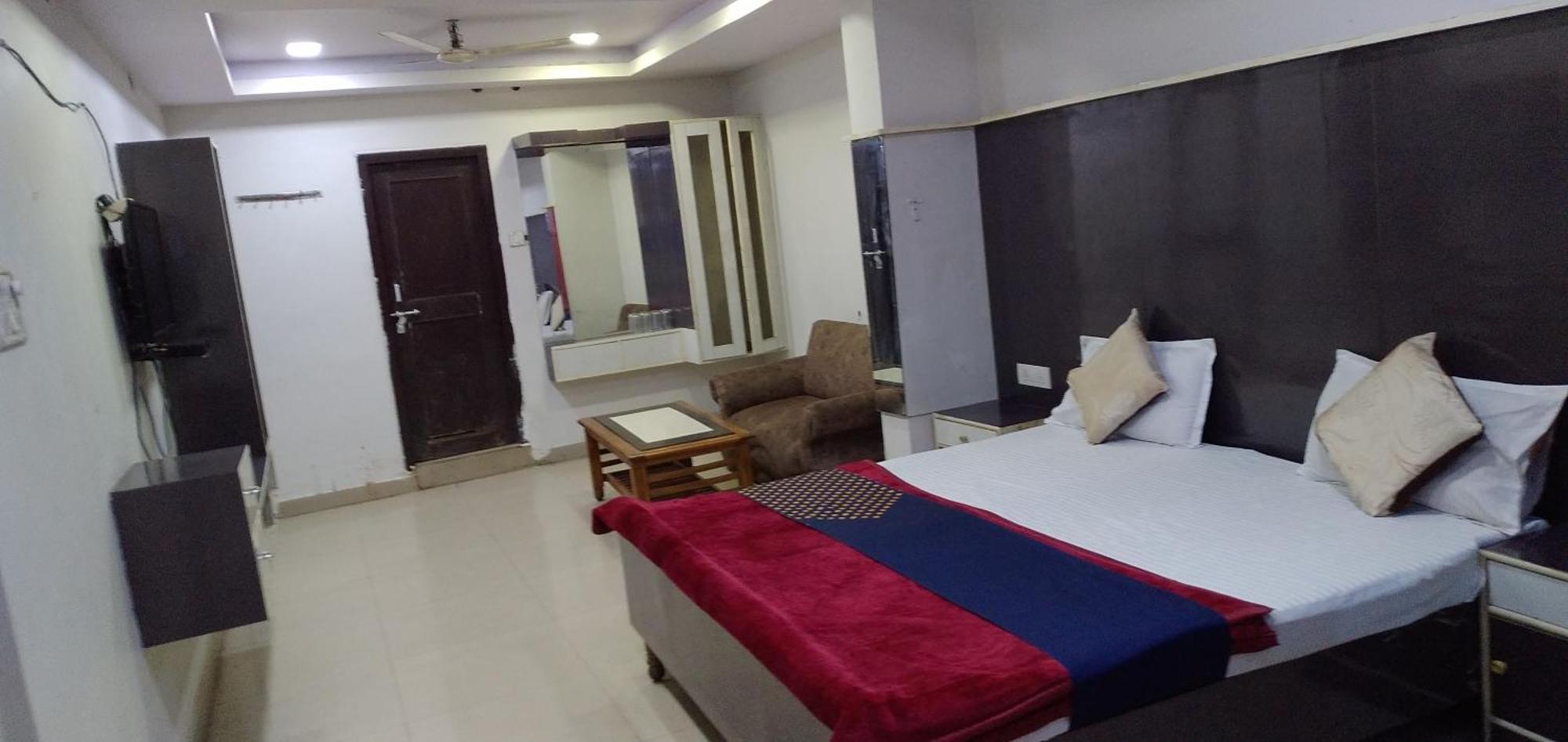 Hotel Hotel Simla Inn Lucknow